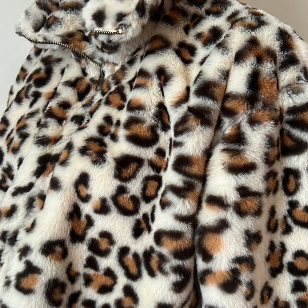 PINK Victoria’s Secret x Know One Cares Faux Fur Coat - Picture 4 of 9